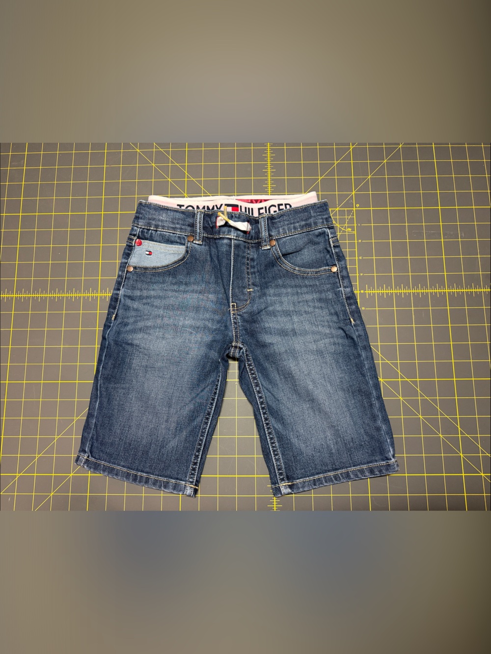 Tommy Hilfiger Men's Dark Blue Relaxed Denim Shorts